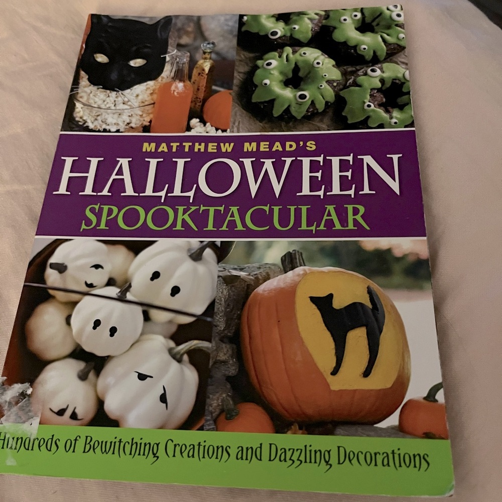 Halloween spooktacular book
